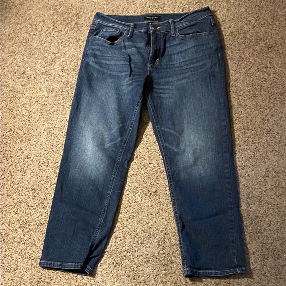 Banana Republic women’s girlfriend jeans size 8 inseam 25 like new - Picture 2 of 4